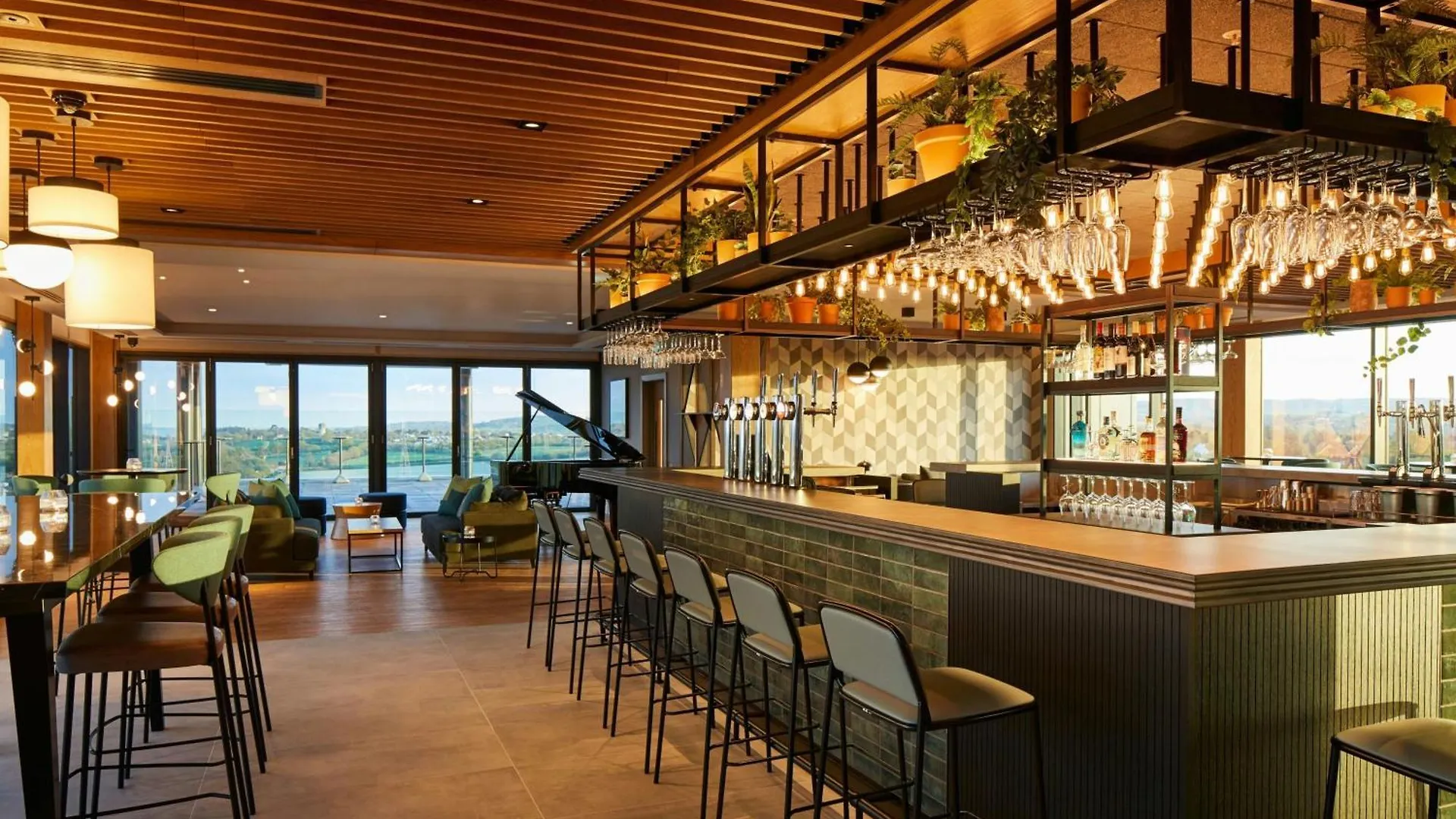 Hotel Courtyard By Marriott Exeter Sandy Park